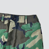 Pantalones rectos casuales rasgados con estampado de camuflaje