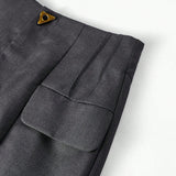 MOTF PREMIUM Shorts plegados con solapa y detalles plisados