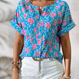 Camiseta de moda casual de verano con estampado floral azul y cuello en V