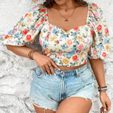 Blusa de a grande con top corto de manga abullonada y estampado floral para vacaciones