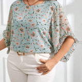 Clasi Blusa plus size con cuello redondo, mangas acampanadas, estampado de flores en chiffon y dobladillo con volantes