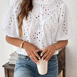 SHEIN LUNE Camisa blanca de verano para mujer con mangas abullonadas de encaje hueco y frente abierto