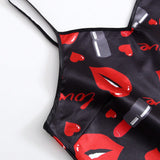 CamiConjuntoa de dormir de Satin con estampado de labios y corazones