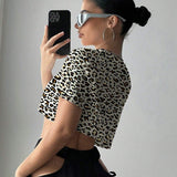 Camiseta informal de mangas cortas y cuello redondo con estampado de leopardo y dees desgastados para mujer en verano