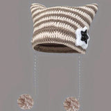 2024 Nuevo gorro de punto con orejas de gato para mujeres, otono/invierno, engrosado y forrado de forro polar, gorro holgado a rayas gris con decoracion de estrella de cinco puntas