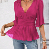 EMERY ROSE Blusa de manga plisada y corte peplum con escote pronunciado en V