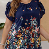 CURVE+ Blusa con estampado de flores de manga corta y cuello redondo con mangas de petalos para unas elegantes vacaciones de otono