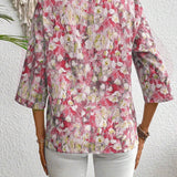 Blusa de mujer con mangas 3/4 de estampado floral completo y remiendo de flor con cuello en V