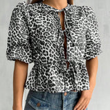 Camisa con estampado de leopardo y lazo en la parte frontal para mujer, para uso casual