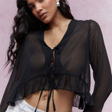 MISSGUIDED Blusa corta con volantes y vuelo transparente en dobladillo y mangas