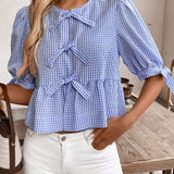 Frenchy Camisa de cuadros de manga corta con cuello redondo para mujeres con lazo en la parte delantera, dobladillo con volantes, suave y coa, elegante