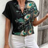 Camisa de manga corta con escote en V con estampado de plumas de pavo real para vacaciones de verano para mujer