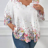 CURVE+ Blusa de manga tres cuartos con cuello redondo y bajo redondeado con estampado floral para mujeres de a grande, para el Dia de la Madre en verano