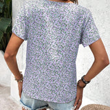 Blusa casual con escote en V, mangas con volantes y estampado floral diminuto para mujeres