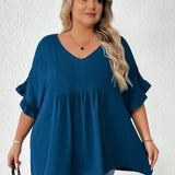 CURVE+ Camisa informal de verano para mujeres de a grande de color azul oscuro con mangas con volantes para el verano