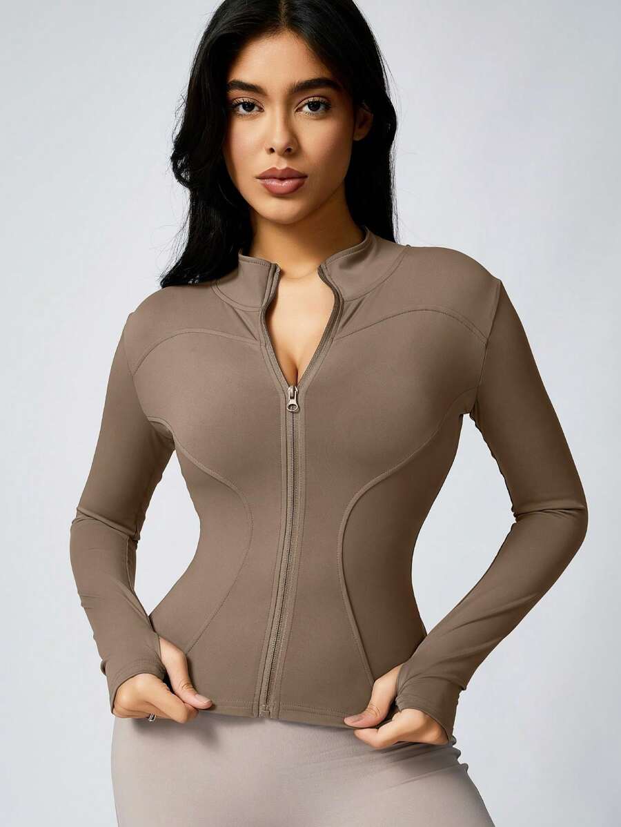 1721979294e0fc76f4cfe648b27d486157cf1b4def_thumbnail_900x.webp