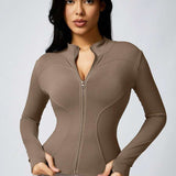 1721979294e0fc76f4cfe648b27d486157cf1b4def_thumbnail_900x.webp