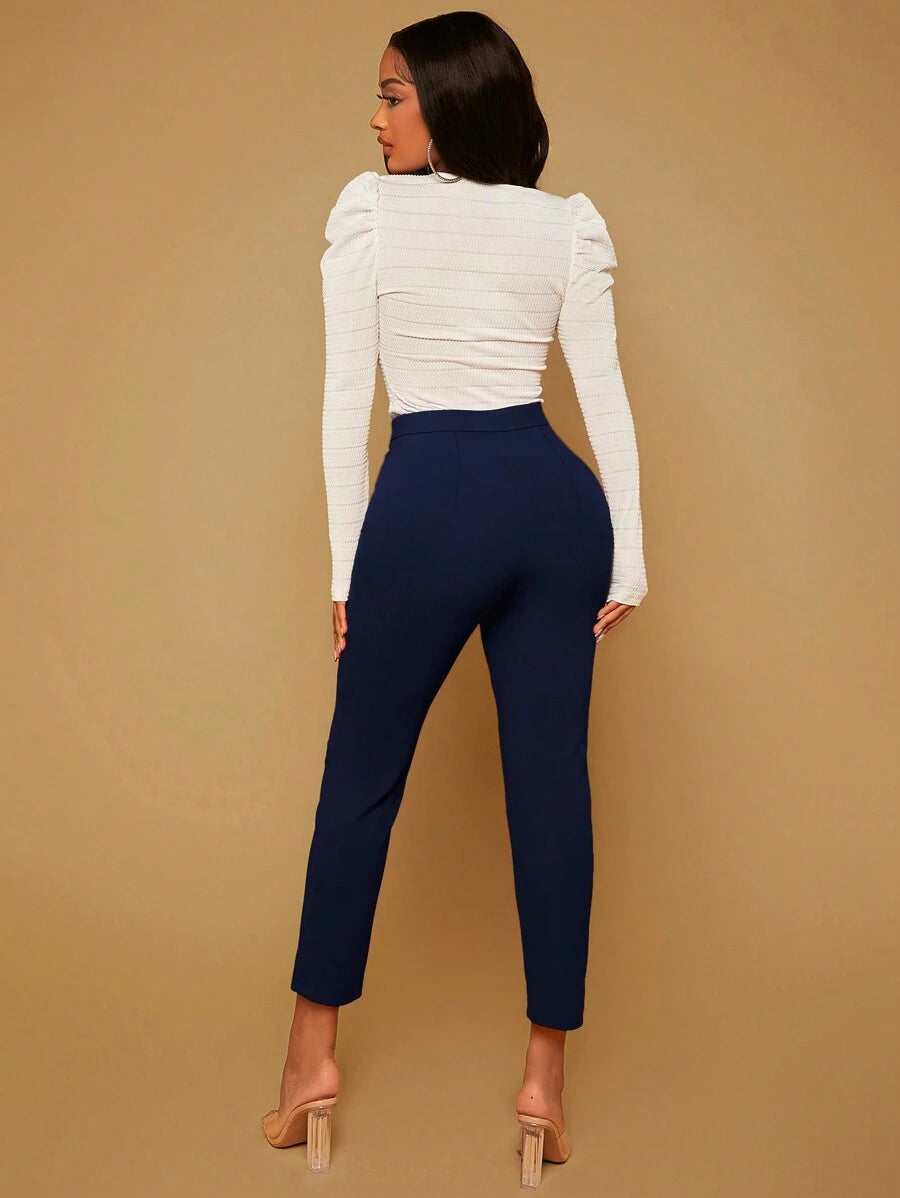 17240326904f495a535369f4baee51b1616f5b1de8_thumbnail_900x.webp