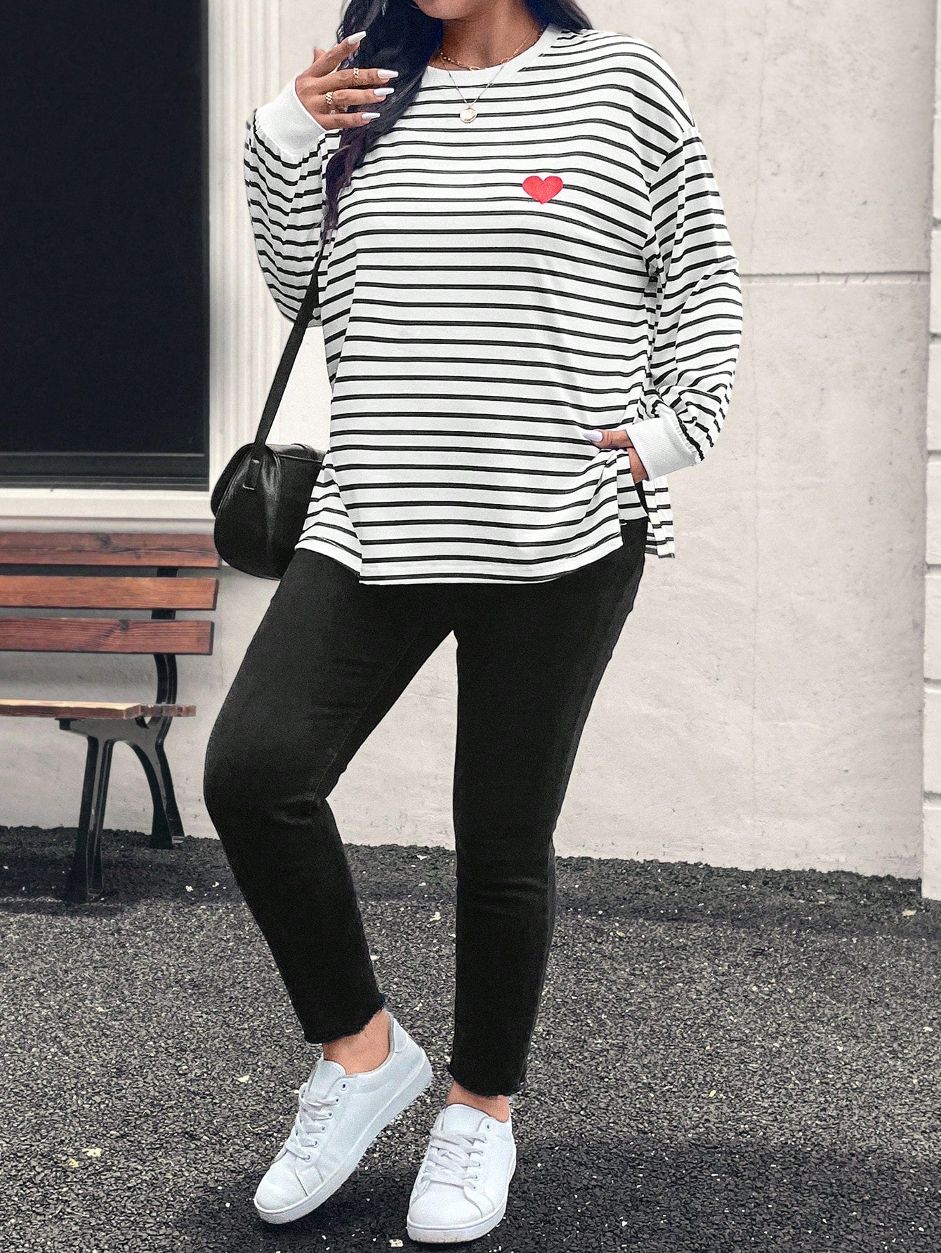 1724137773f4340f53daa9e49fd4b4d4a38618651c.jpg