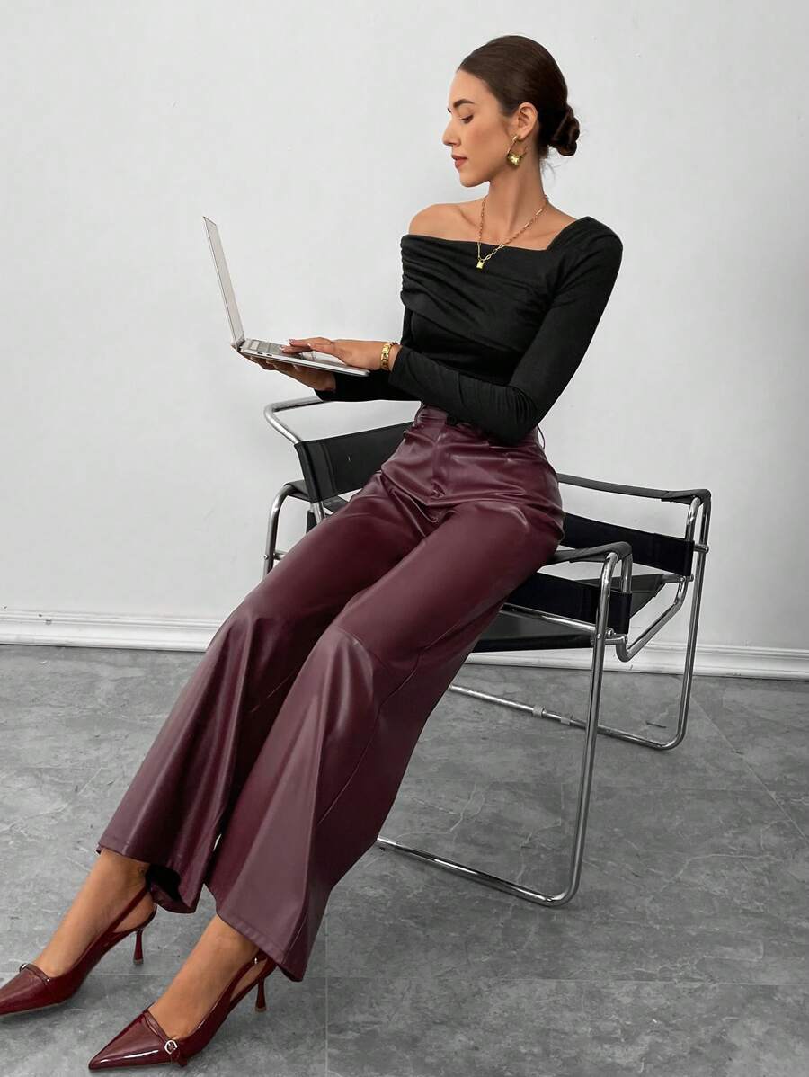173216741224a7924a5f4e9610926f2d5bb01678b6_thumbnail_900x.webp