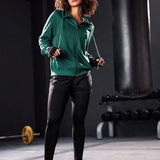 17325111634663af206c0e803ff19a32753d8289a6_thumbnail_900x.webp