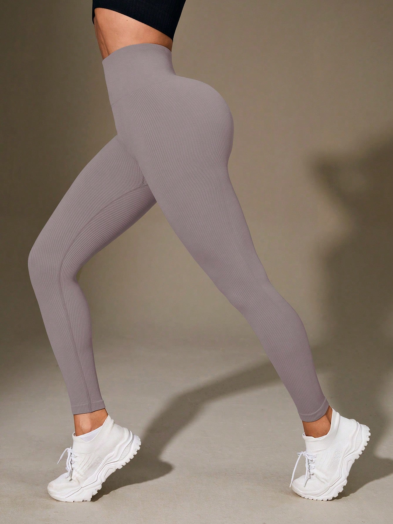 1736313356460083c0cce1b6366a78bfe42340657e.jpg