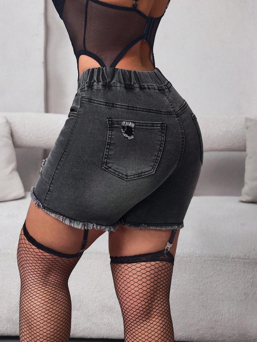 1738810437399116911e3e25584e03edf938524831_thumbnail_900x.webp