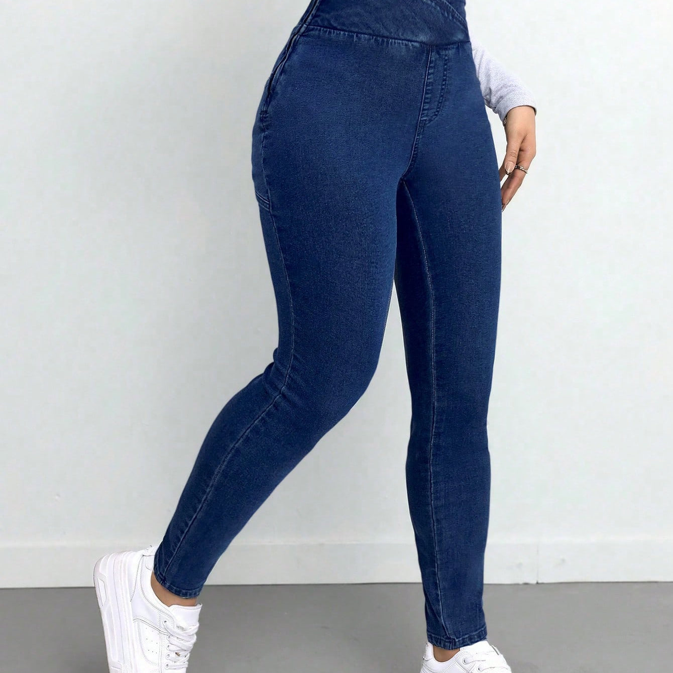 1739165270898c6c18134a91a74fb01e6fab0b32bf.jpg