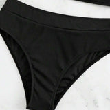 1739952784b986ddc52ac8282376a5aa468f18a461_thumbnail_900x.webp