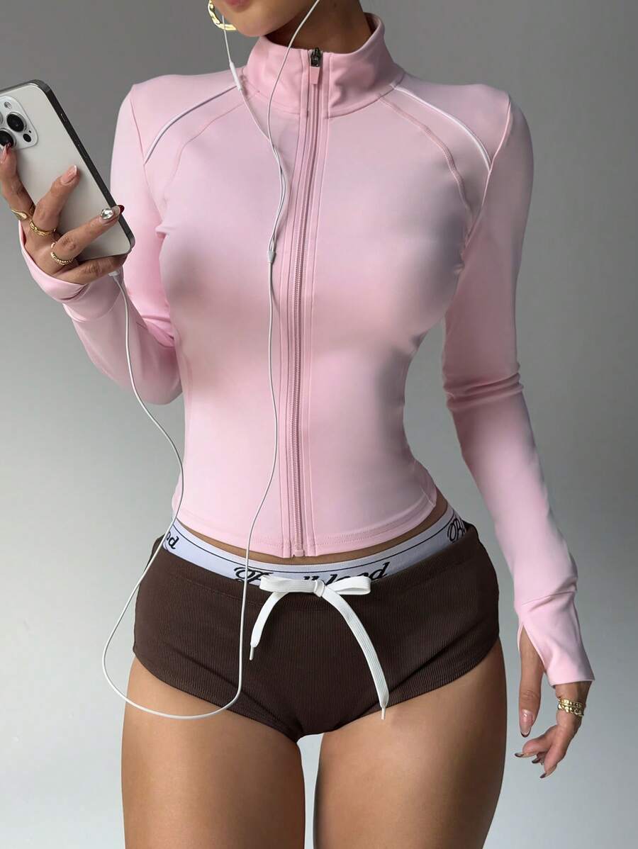 1740377782cb9dd276aa536b0eb5ea18c96f984928_thumbnail_900x.webp
