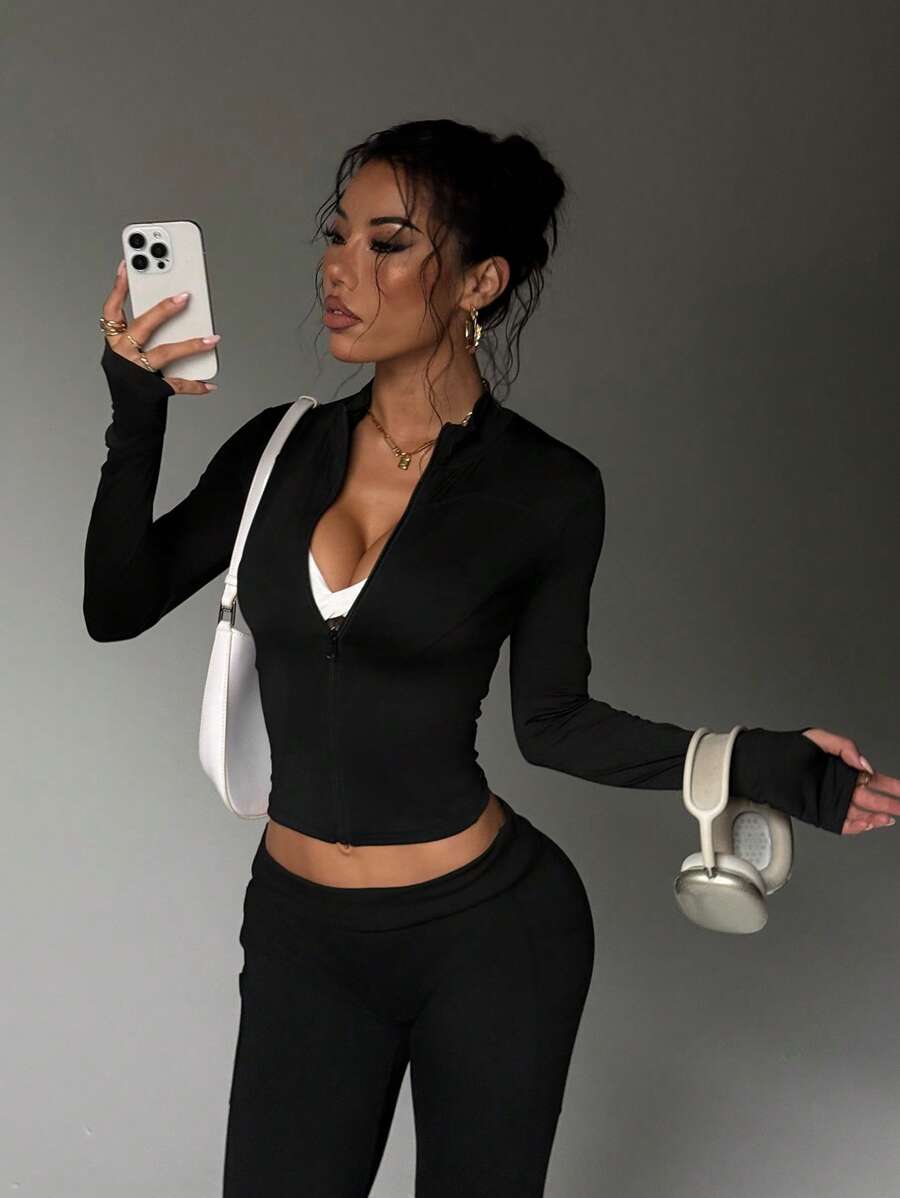 1742202080481221161629dbd5fadabf54f5f6f24b_thumbnail_900x.webp
