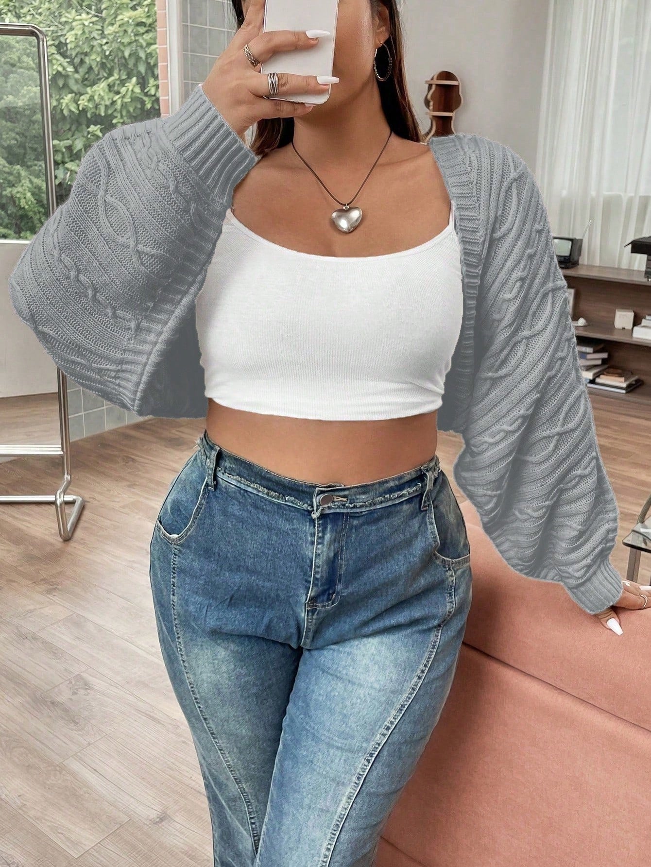 1743058638092a59362bada5096e826d66cc29eb85.jpg