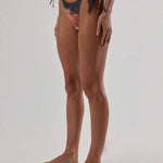 1743419255110f8a6ca391c5f64e9bc430c67af209_thumbnail_900x.webp