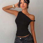 1745225597fa51af7811e5d4635a43a0ea6e182010_thumbnail_900x.webp