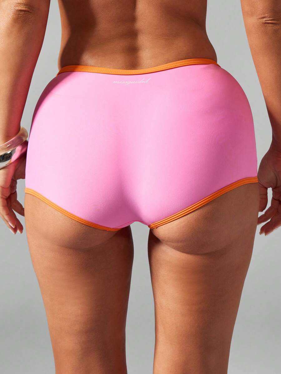 174530464816c98869c0faeedd164ba8302aa5ed1f_thumbnail_900x.webp