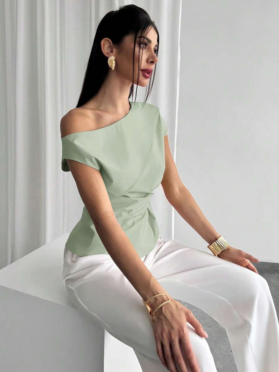 17475601021087e2278277dfa00c967b222eff3128_thumbnail_900x.webp