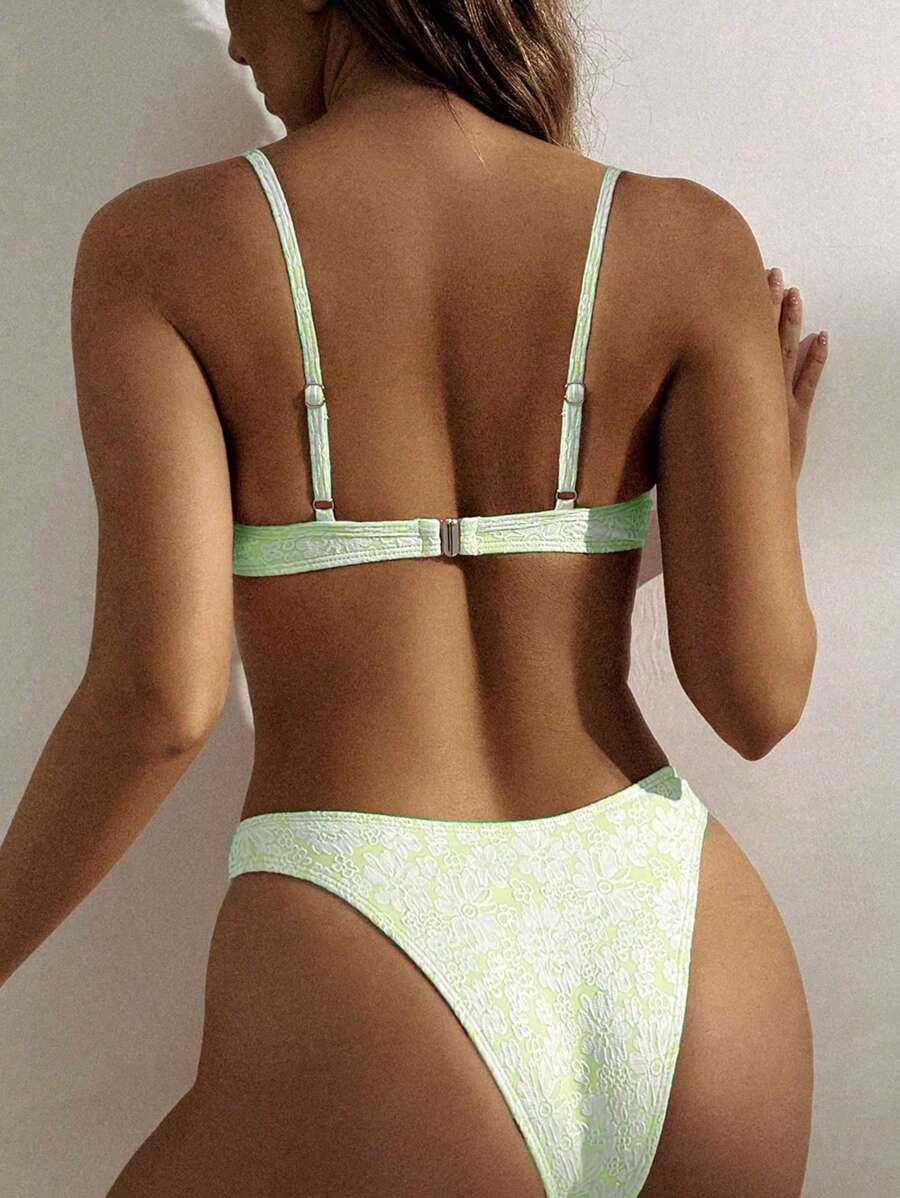 17495583982ebc5c01dd36239f7497789528a61beb_thumbnail_900x.webp