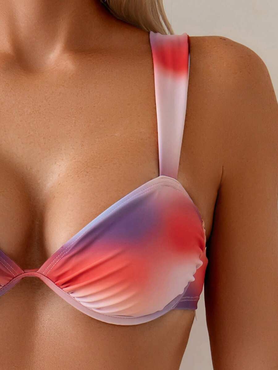 17496110291963a192f97aa493e131d8bd67880d1b_thumbnail_900x.webp