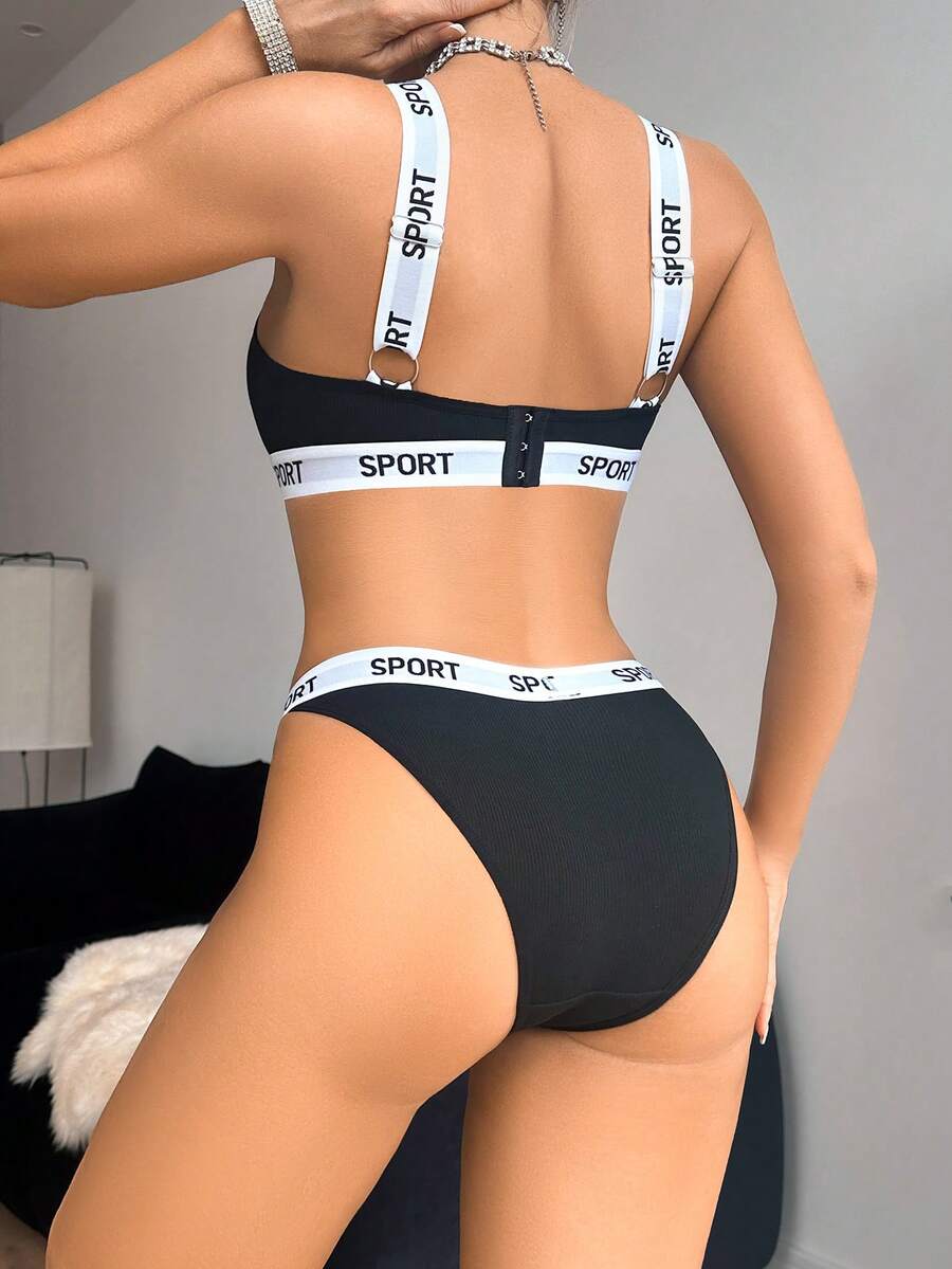 1751882323d75cc5510934f969f824aef3b97b3a8f_thumbnail_900x.webp