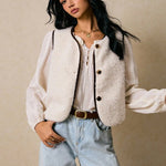 1752720103b5ef4ad6a78abaa7be2772affe9193e4_thumbnail_900x.webp