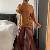 17537683960d56744280d3a27caa782ce5033daa32_thumbnail_900x.webp