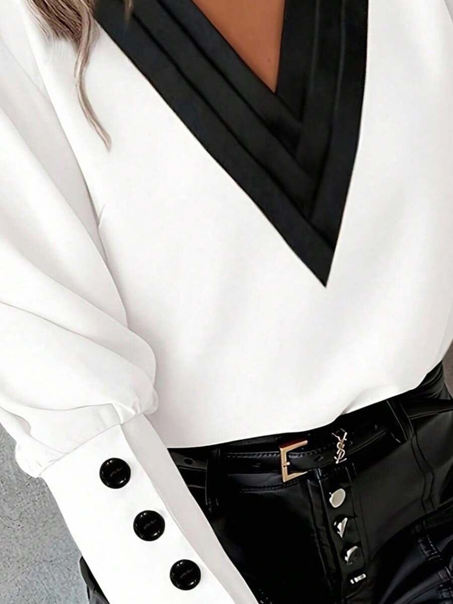 17539279187e60b884fc147a2c018ab54e81a3289a_thumbnail_900x.webp