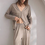 17551712819774af64cc5ebc1c5fcb0119ce583997_thumbnail_900x.webp