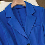 175532742241eb7b22db19b5a29649a8a846ba3312_wk_1755586040_thumbnail_900x.webp