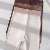 1755658043988740c82e3204a774b0a30a78c22a6f_thumbnail_900x.webp