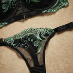 17558513359733350fa15fbe47368c2739de43fecb_thumbnail_900x.webp