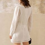1756085471e24130b8cd6c2659b5819cb18a959a12_thumbnail_900x.webp