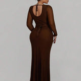 1756090345d74ff264560260ec23fe645ca6de7deb_thumbnail_900x.webp