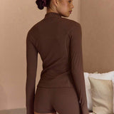 1756689250b5b2cc9e6c761af0be0e54e96cbfde56_thumbnail_900x.webp