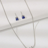 Pendientes de botón con diseño de diamante de imitación con collar en color azul